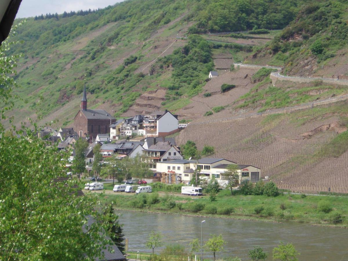 Ferienhaus Zenz - Ferienwohungen แอนสท์ ภายนอก รูปภาพ